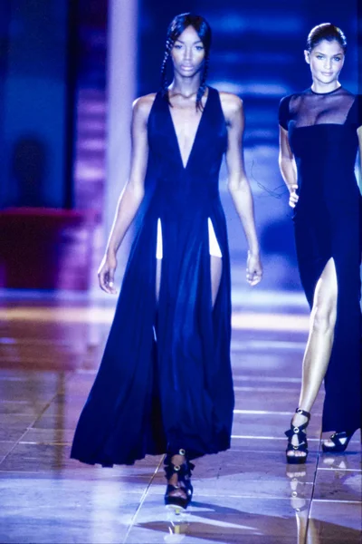 Look 28